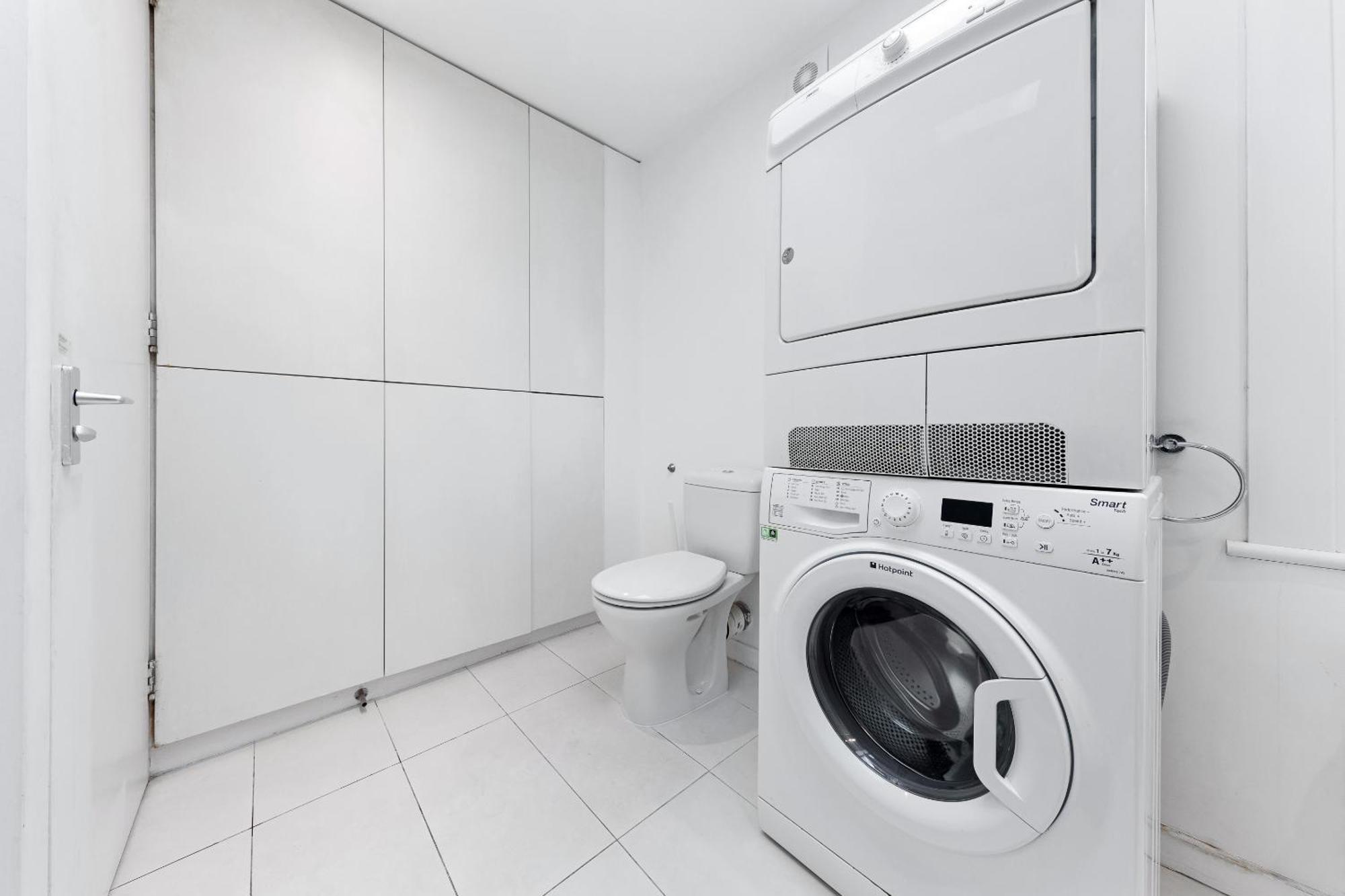 Luxury 4-Bedroom Modern Flat In Central London Steps From Station, Sleeps 9 In Style! المظهر الخارجي الصورة